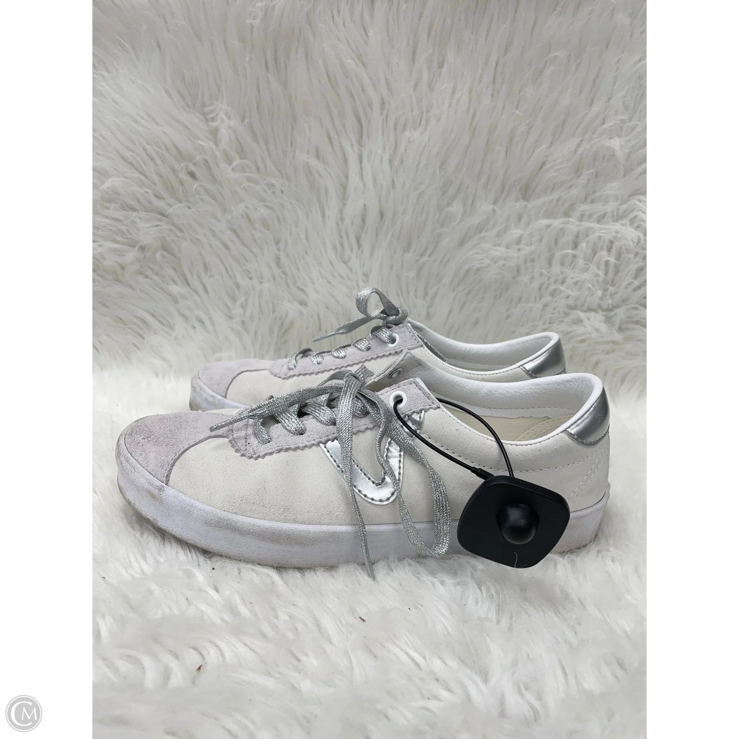 Shoes Sneakers By Vans In White, Size: 9