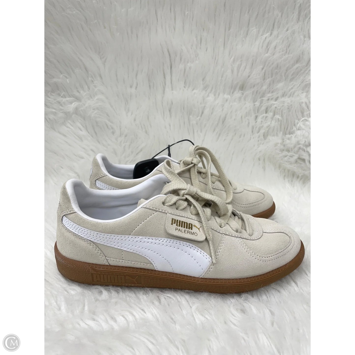 Shoes Sneakers By Puma In Beige, Size: 8.5