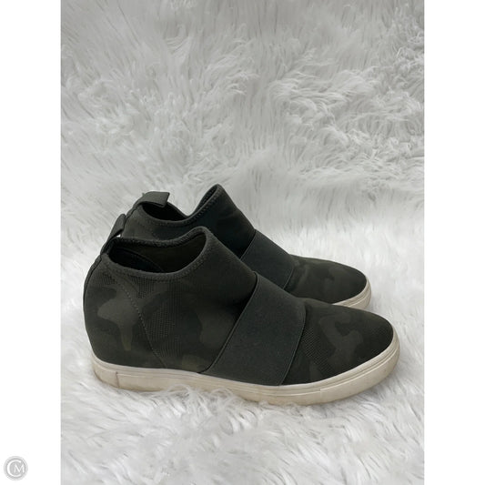 Shoes Sneakers By Material Girl In Camouflage Print, Size: 9