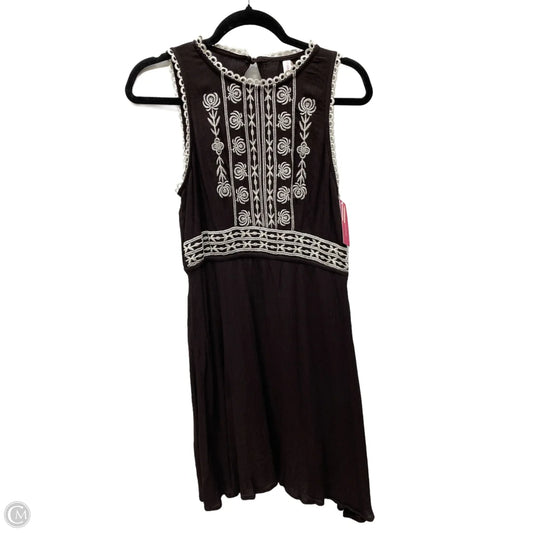 Dress Casual Short By Xhilaration In Brown & White, Size: M
