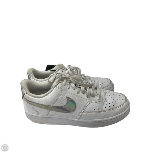 Shoes Sneakers By Nike In Silver & White, Size: 8.5