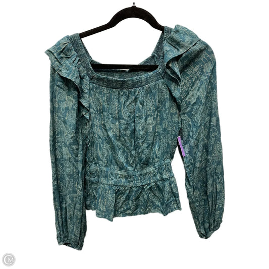 Top Long Sleeve By Universal Thread In Green, Size: S