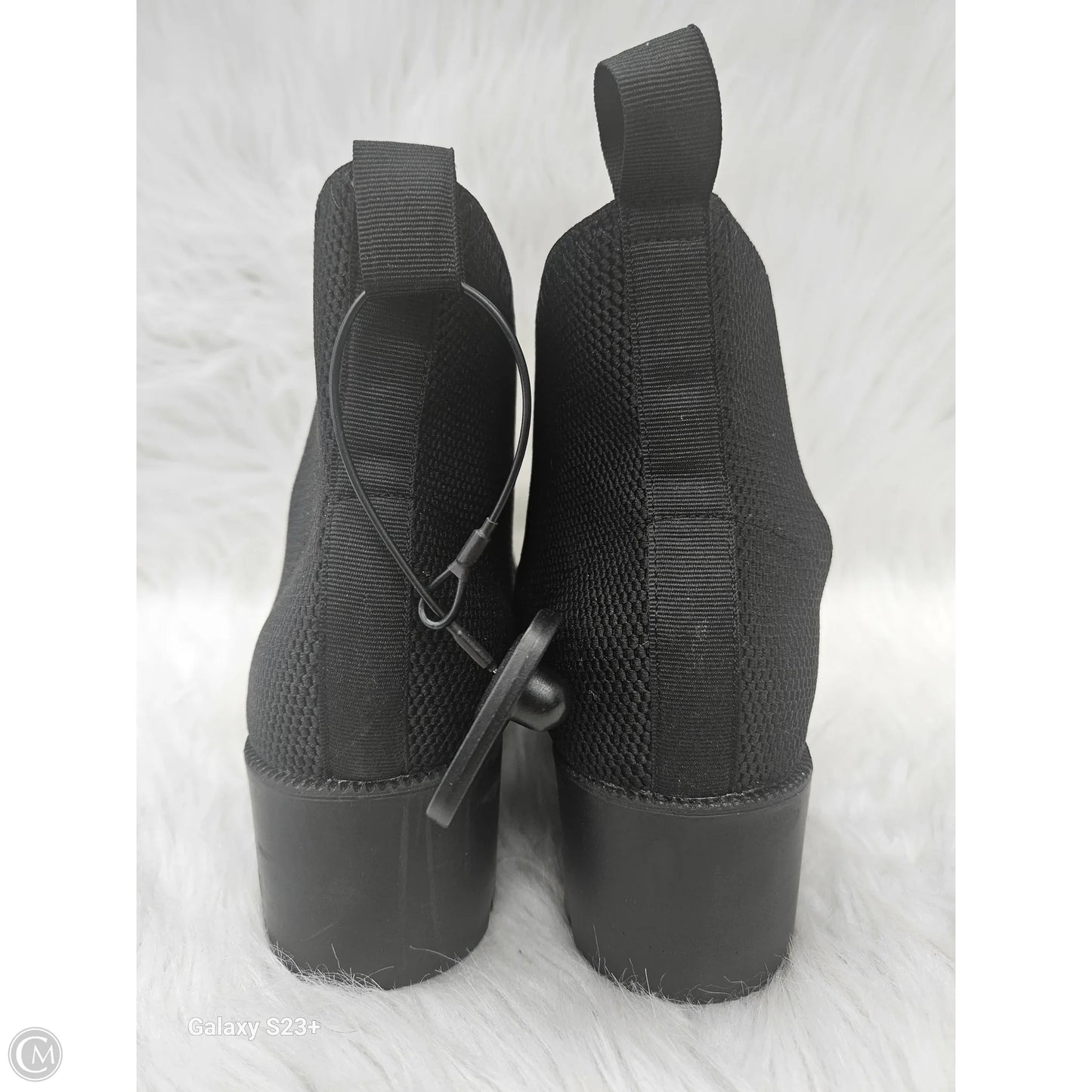 Boots Ankle Heels By Cmb In Black, Size: 11