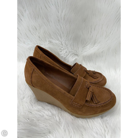 Shoes Heels Wedge By Mia In Tan, Size: 9.5