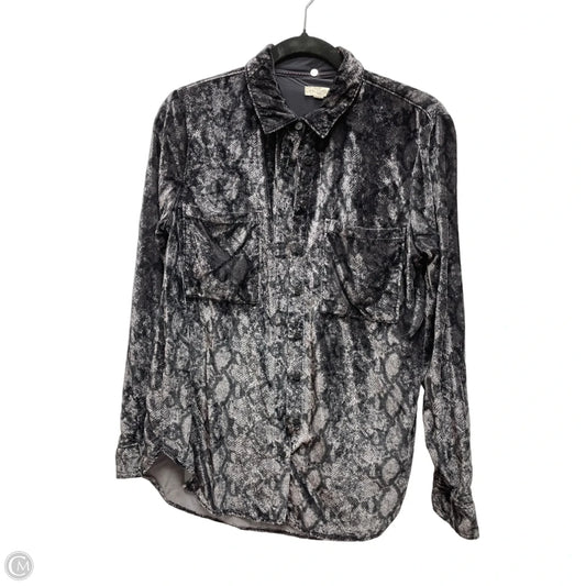 Top Long Sleeve By Pilcro In Snakeskin Print, Size: Xs