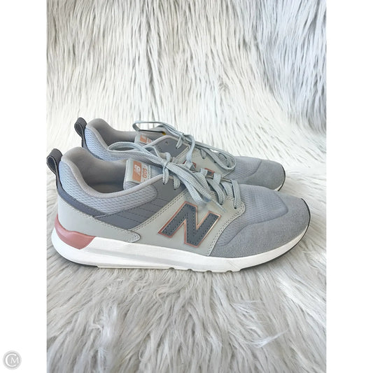 Shoes Athletic By New Balance In Grey & Pink, Size: 11