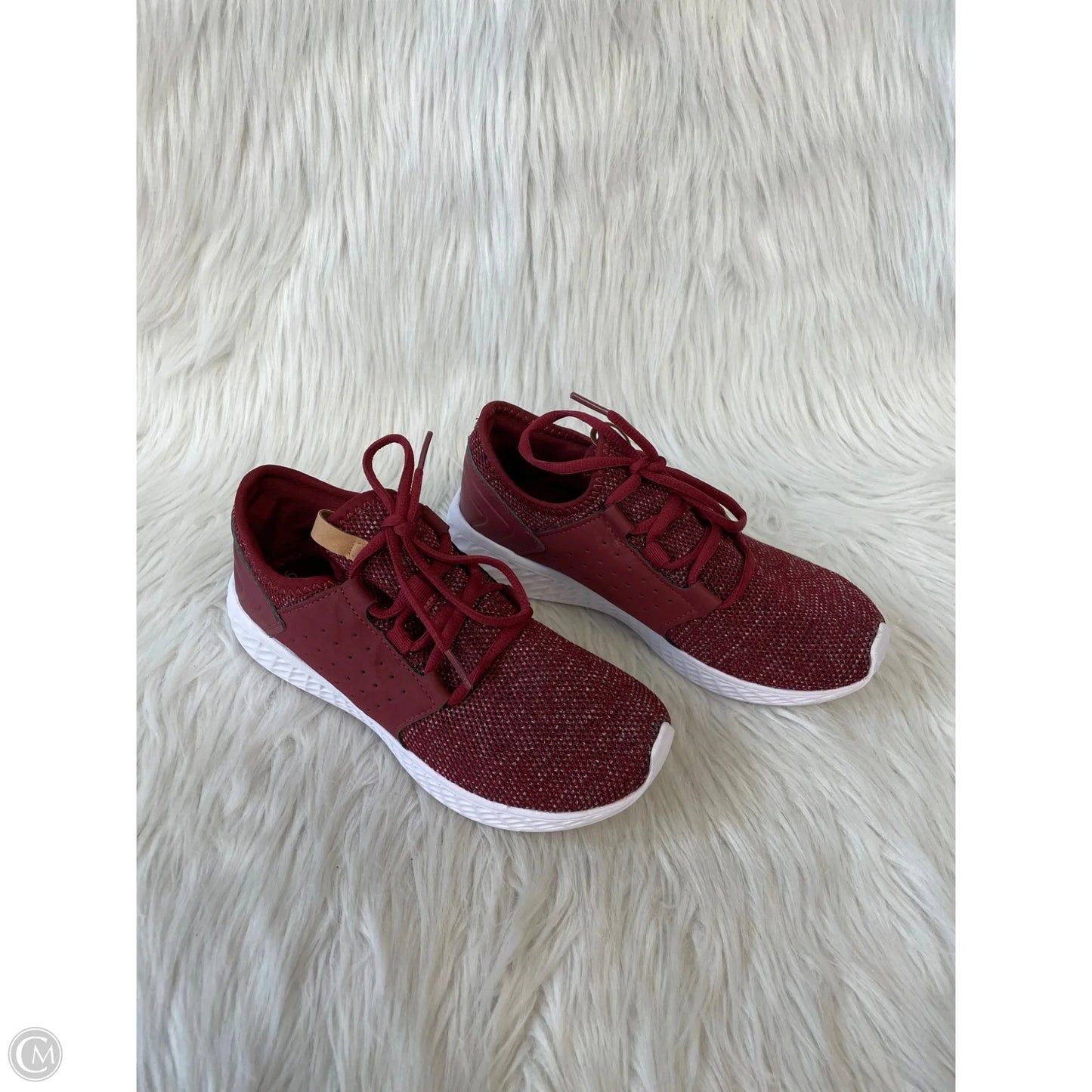 Shoes Athletic By Clothes Mentor In Red & White, Size: 6