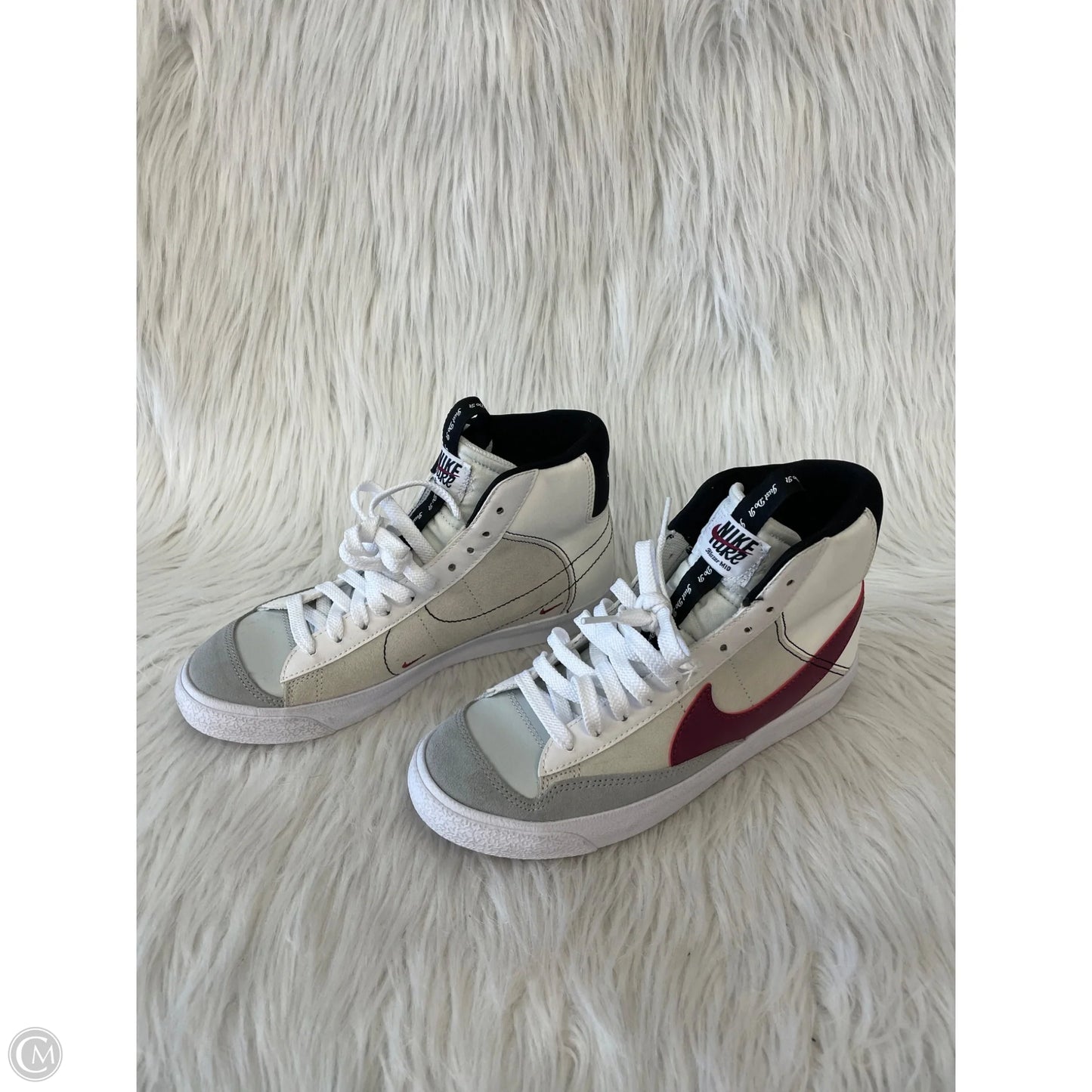 Shoes Sneakers By Nike In Black & White, Size: 6.5