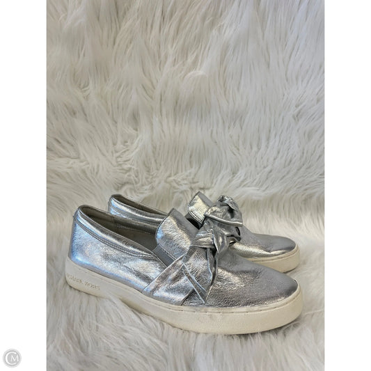 Shoes Designer By Michael Kors In Silver, Size: 7.5