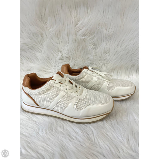 Shoes Sneakers By Banana Republic In Tan & White, Size: 7.5