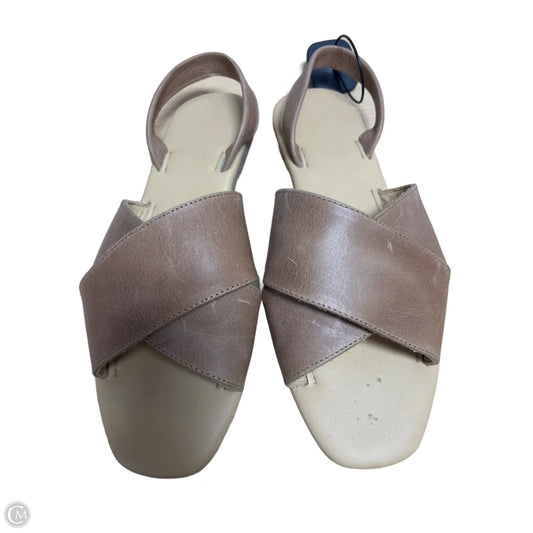 Sandals Flats By Cmb In Tan, Size: 11