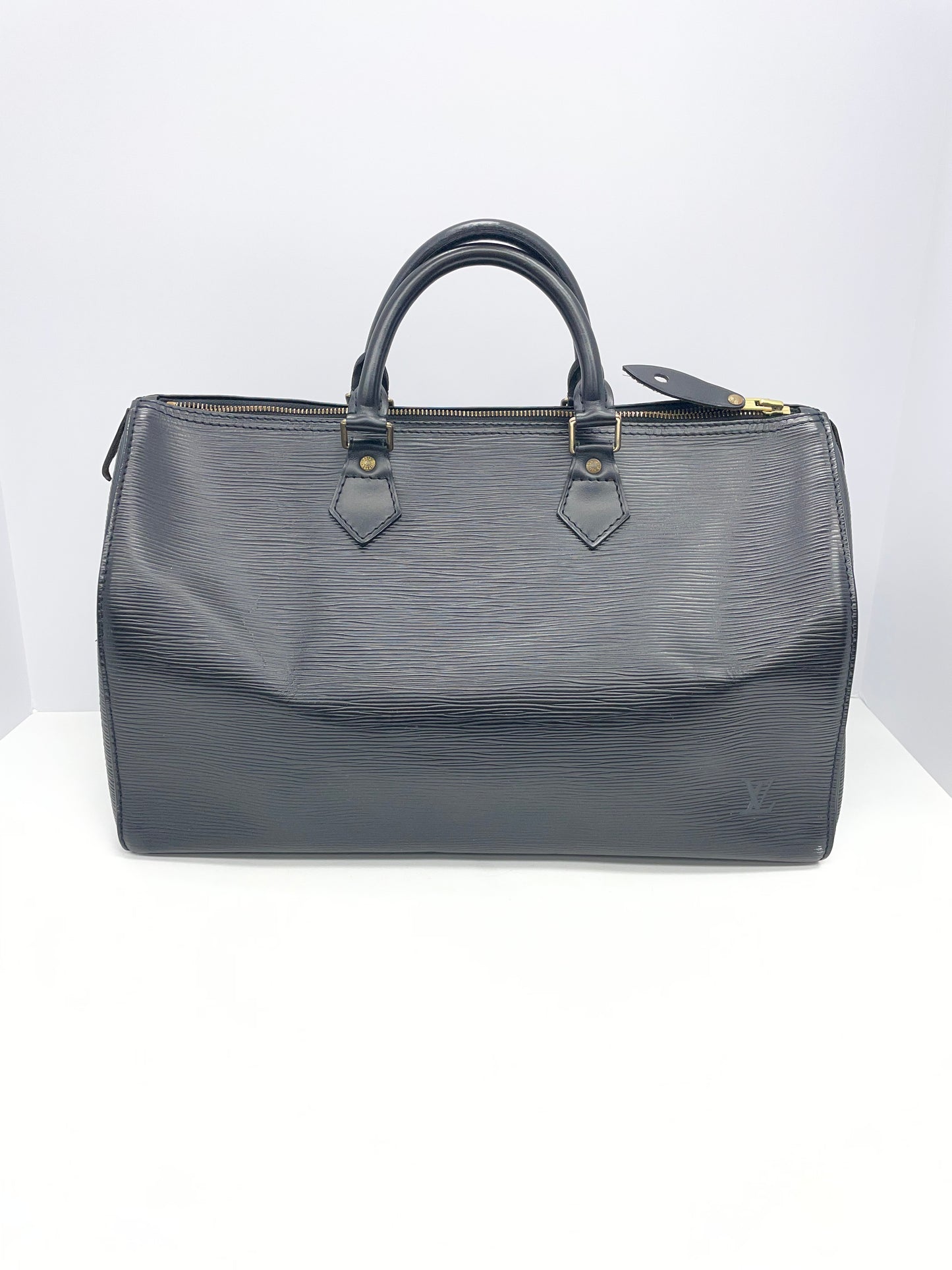 Handbag Luxury Designer By Louis Vuitton, Size: Large