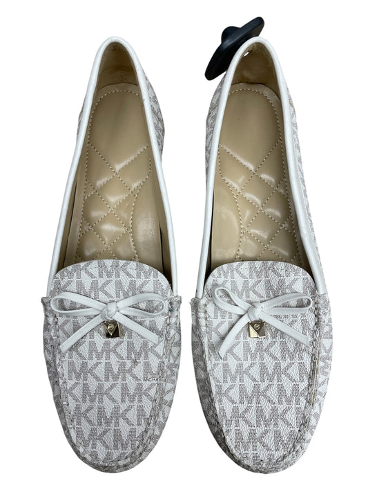 Shoes Designer By Michael Kors In Cream & Grey, Size: 9