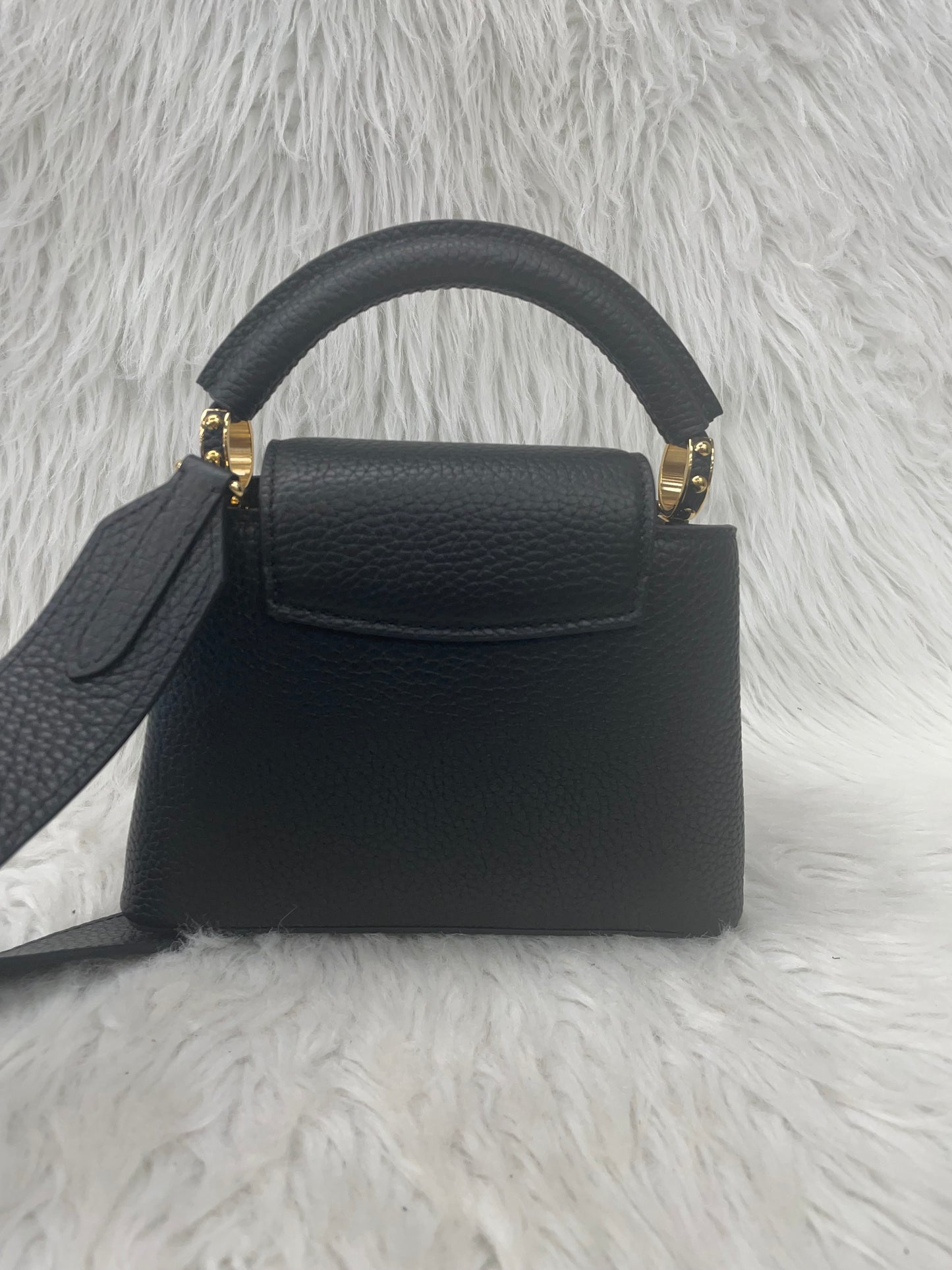 CROSSBODY LUXURY DESIGNER by LOUIS VUITTON In BLACK, Size: SMALL