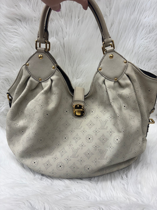 Handbag Luxury Designer By Louis Vuitton In Ivory, Size:Large