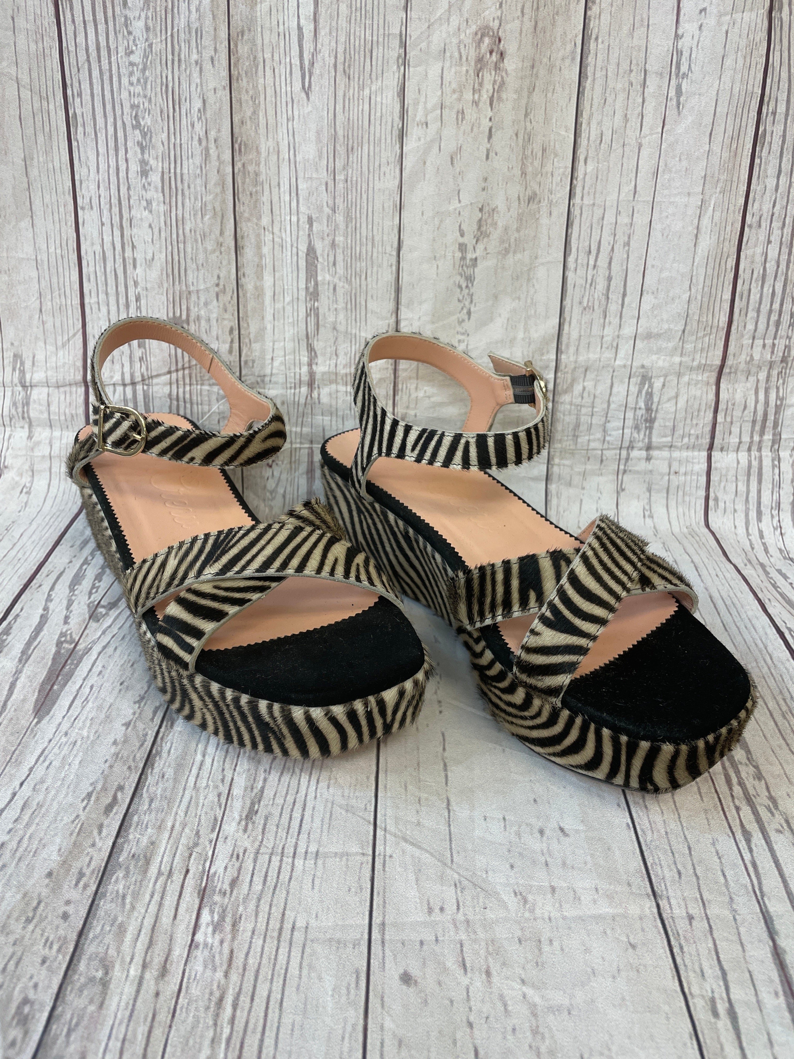 Baretraps takara wedge on sale sandal