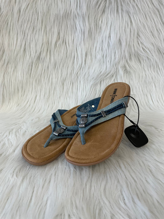 Sandals Flats By Minnetonka  Size: 6