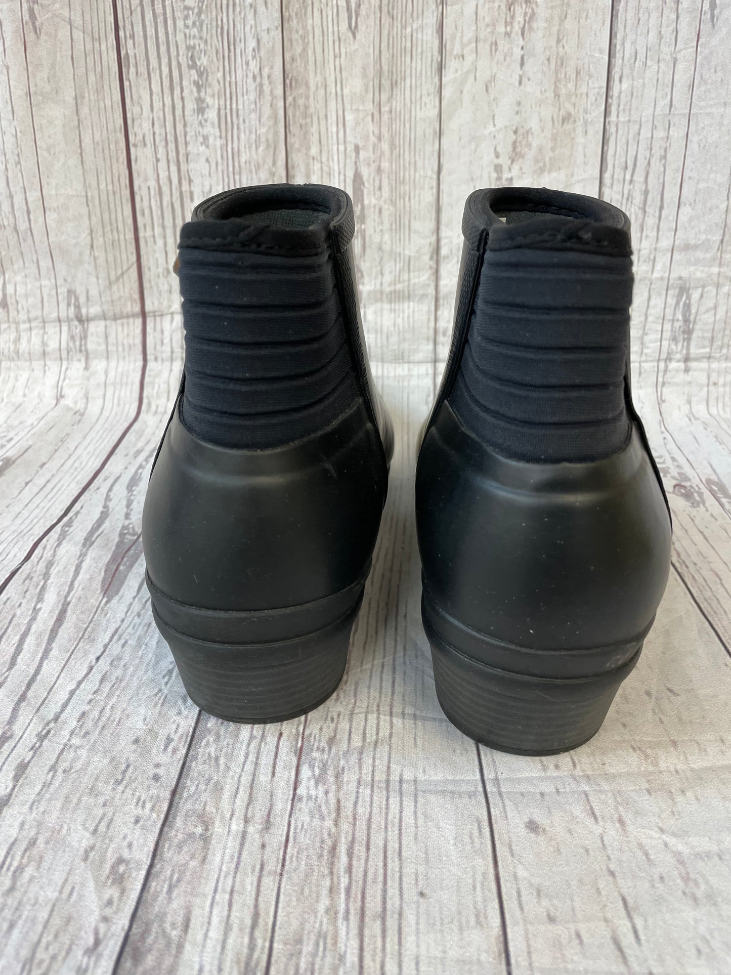 Boots Rain By Bogs  Size: 8